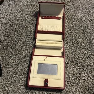 Travel jewelry box